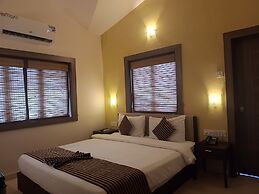 Golden Landmark Green Valley Beach Resort