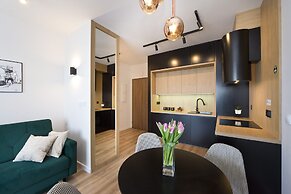 Bastion Wałowa by Q4Apartments