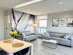 Bastion Wałowa by Q4Apartments