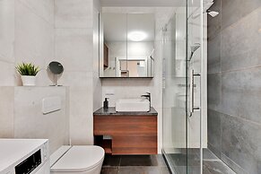 Bastion Wałowa by Q4Apartments