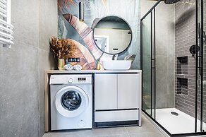 Bastion Wałowa by Q4Apartments