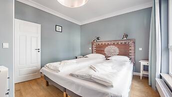 Bastion Wałowa by Q4Apartments