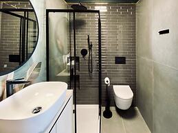 Bastion Wałowa by Q4Apartments