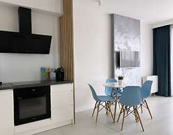 Bastion Wałowa by Q4Apartments