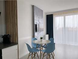 Bastion Wałowa by Q4Apartments