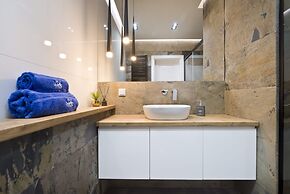 Bastion Wałowa by Q4Apartments