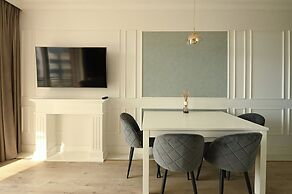 Bastion Wałowa by Q4Apartments