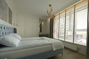 Bastion Wałowa by Q4Apartments