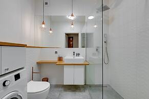 Bastion Wałowa by Q4Apartments