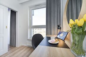 Bastion Wałowa by Q4Apartments