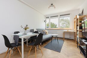 Apartment Retro Warsaw by Renters