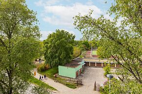 Apartment Retro Warsaw by Renters