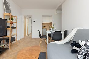 Apartment Retro Warsaw by Renters