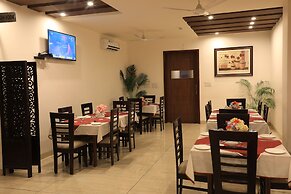 Cosmos Raj Plaza Jaipur