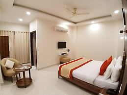 Cosmos Raj Plaza Jaipur