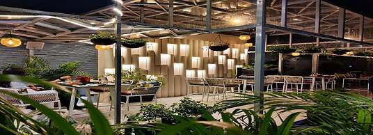 Cosmos Raj Plaza Jaipur