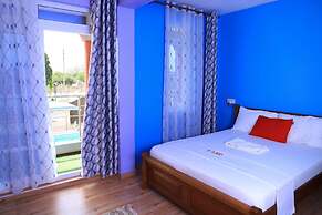 Le Mach Apartments