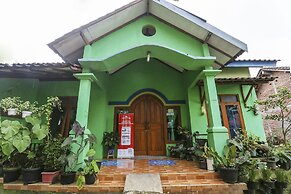 OYO Homes 91151 Desa Wisata Kreatif Perdamaian Srumbung Gunung