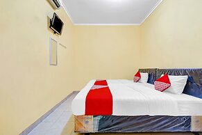 OYO 90768 Endrayanti Inn Syariah