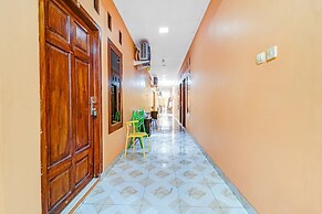 OYO 90768 Endrayanti Inn Syariah