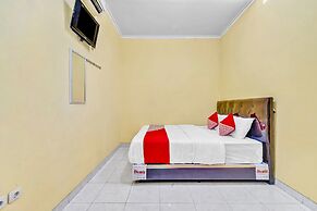 OYO 90768 Endrayanti Inn Syariah