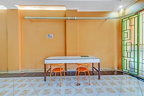 OYO 90768 Endrayanti Inn Syariah