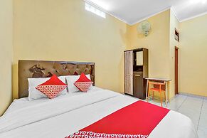 OYO 90768 Endrayanti Inn Syariah