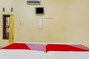 OYO 90768 Endrayanti Inn Syariah