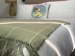 Kunda House Church Rd