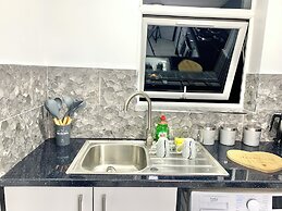 Kunda House Church Rd