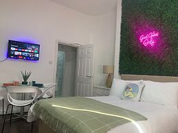 Kunda House Church Rd