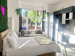 Kunda House Church Rd