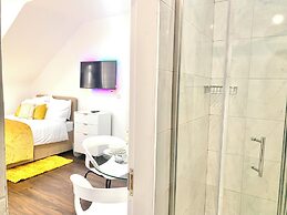 Kunda House Church Rd