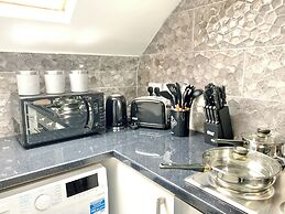 Kunda House Church Rd