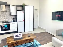 Kunda House Church Rd