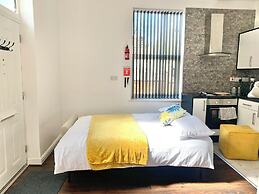 Kunda House Church Rd