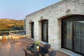 Heliopetra Lux Villa with private Pool