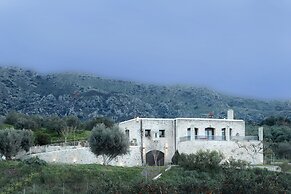 Heliopetra Lux Villa with private Pool