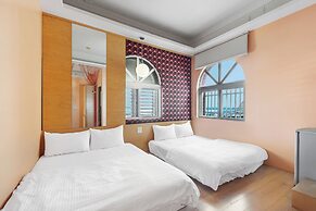 Sea Month Bed and Breakfast