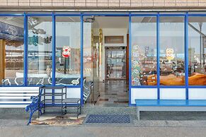 Sea Month Bed and Breakfast