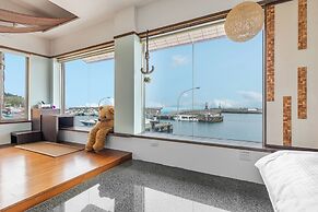 Sea Month Bed and Breakfast