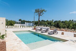 Trullo La Dolina by Wonderful Italy