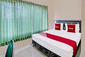 OYO 91572 Kost Esklusif Barokah