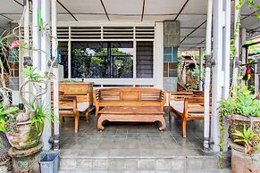 Hotel O Prawirotaman Near Keraton Yogyakarta Formerly Chez Laelik Gues