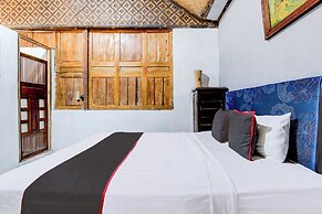 Hotel O Prawirotaman Near Keraton Yogyakarta Formerly Chez Laelik Gues