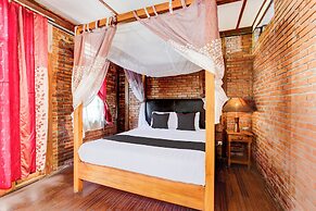 Hotel O Prawirotaman Near Keraton Yogyakarta Formerly Chez Laelik Gues