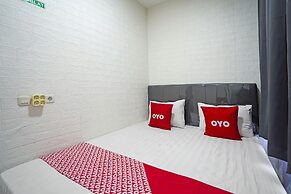 OYO Life 91727 Luxury Homestay Sidoarjo