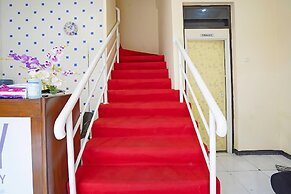 OYO Life 91727 Luxury Homestay Sidoarjo