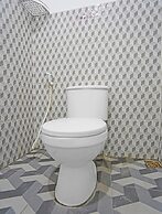 OYO Life 91727 Luxury Homestay Sidoarjo