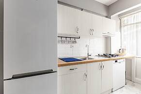 Modern Stylish Cozy Flat in the Heart of Kadikoy